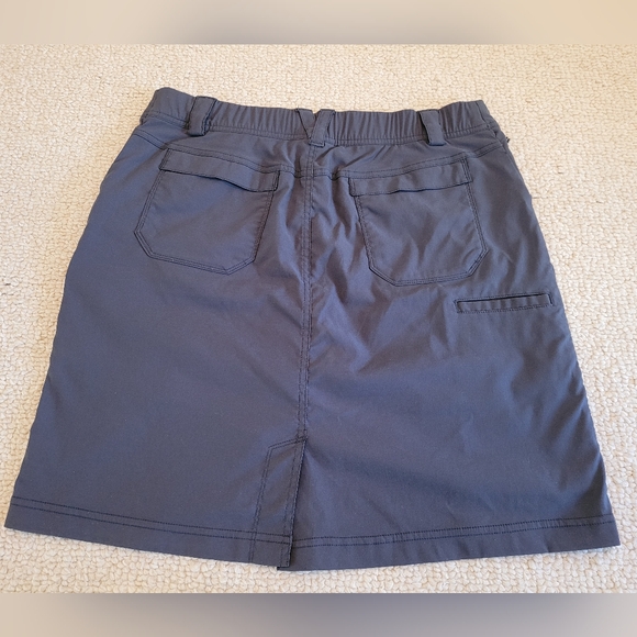 Duluth Trading Co Womens Dry On the Fly Skort/Skirt Gray Size 12 Hiking Outdoor. - Picture 8 of 12